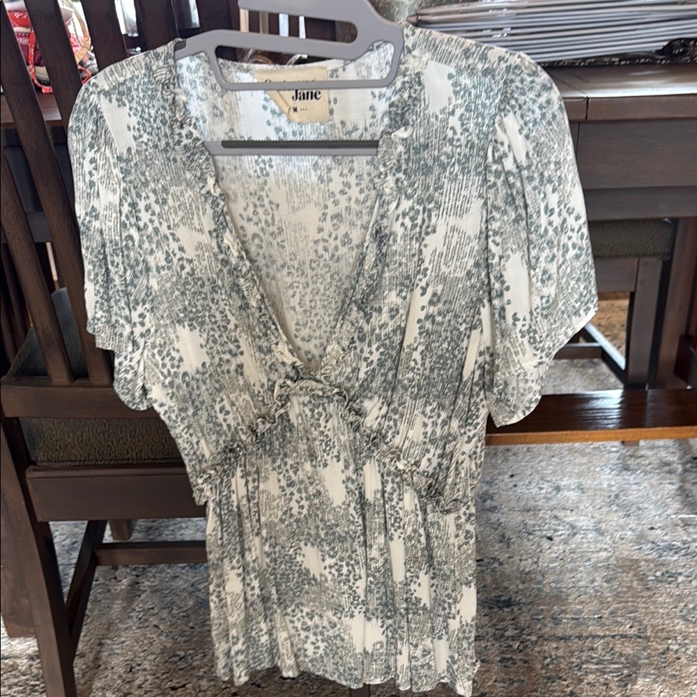 Savanna Jane Gray and White Short Sleeve Wrap Blouse